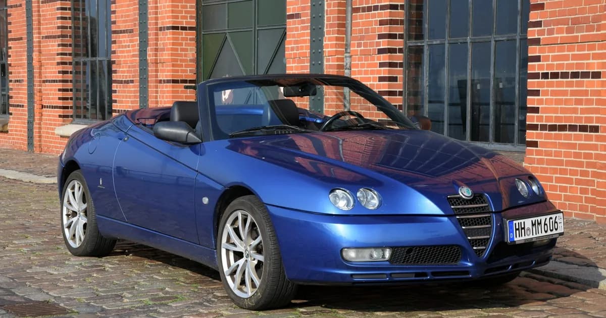 Alfa Romeo Spider (916, facelift 2003) (2003–2004)