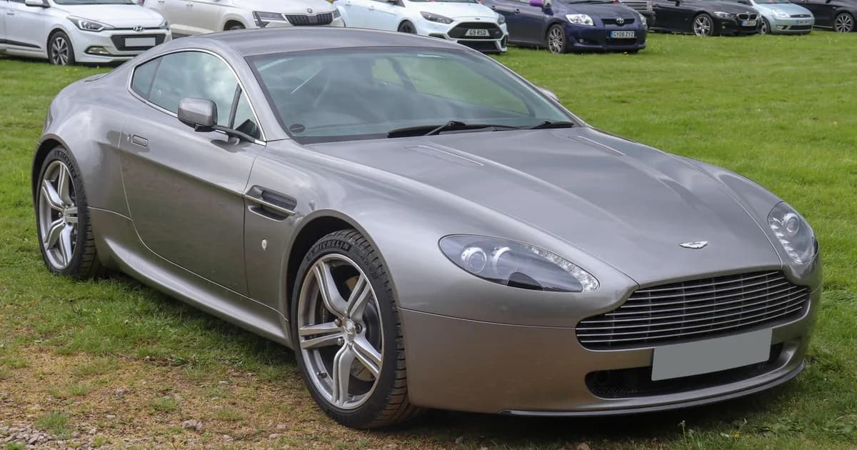 Aston Martin V8 Vantage (2005) (2005–2008)