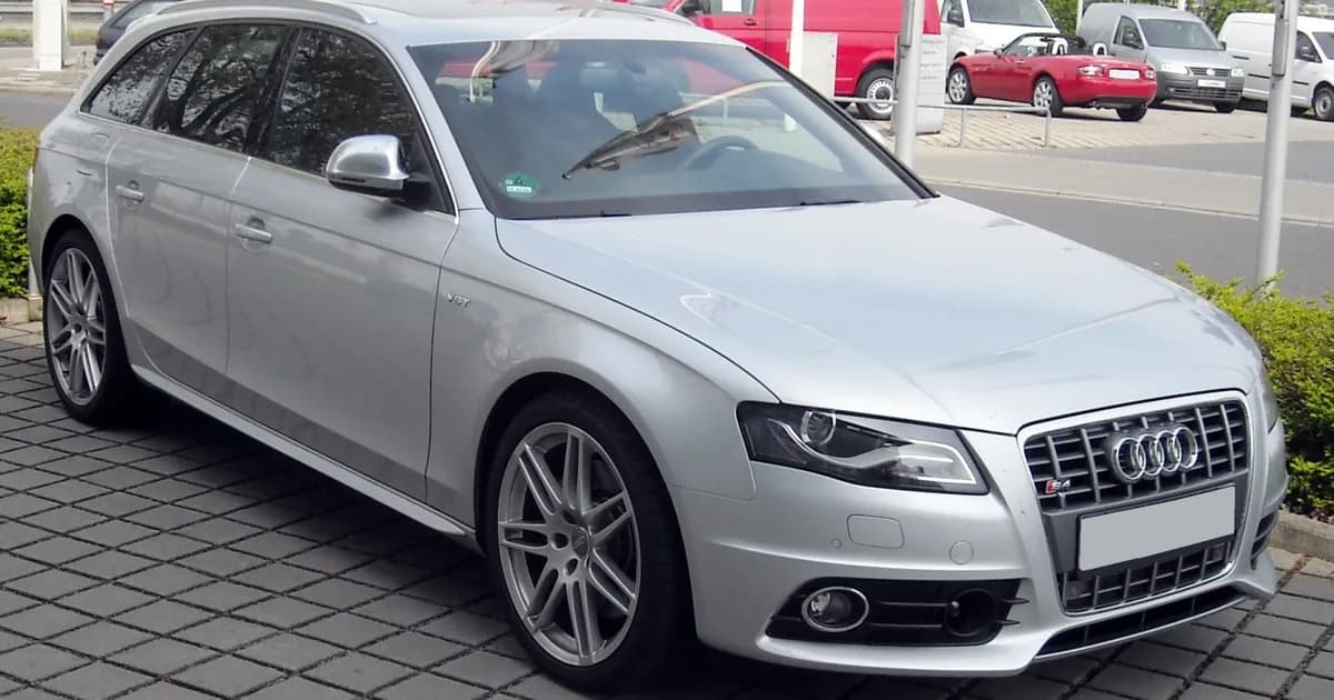 Audi S4 Avant (B8) (2009–2011)