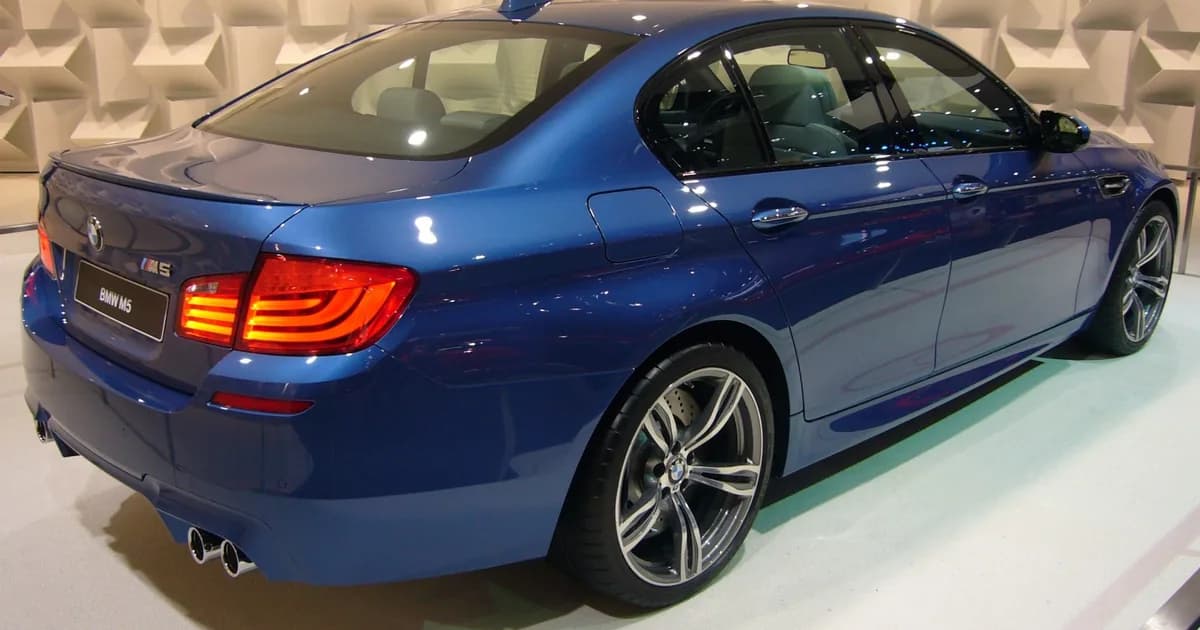 BMW M5 (F10) (2011–2013)