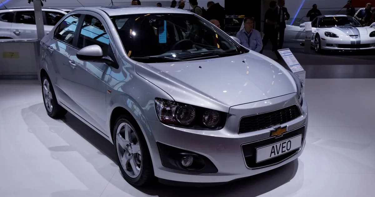 Chevrolet Aveo II Sedan (2011–2015)