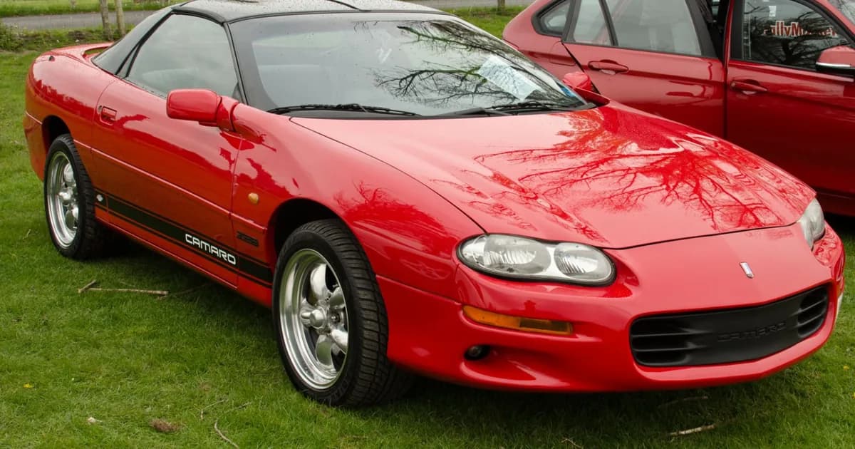 Chevrolet Camaro IV (facelift 1998) (1998–2002)
