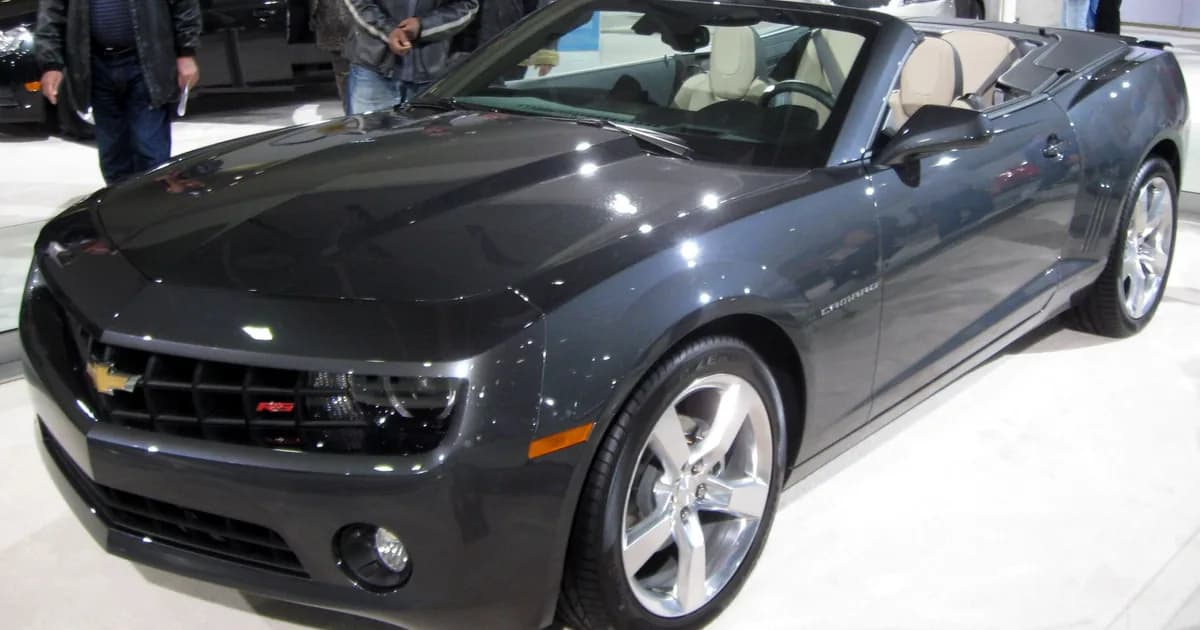 Chevrolet Camaro V Convertible (2011–2013)