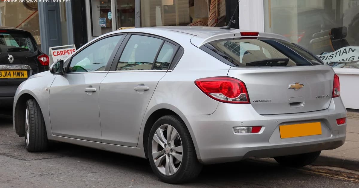 Chevrolet Cruze Hatchback (facelift 2013) (2013–2016)