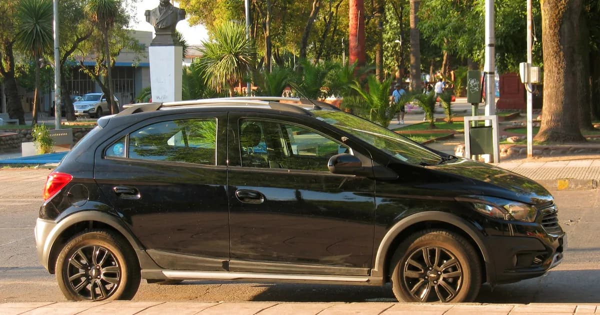 Chevrolet Onix I (facelift 2017) (2017–2019)