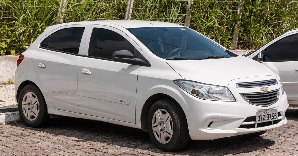 Chevrolet Onix I (2013–2016)