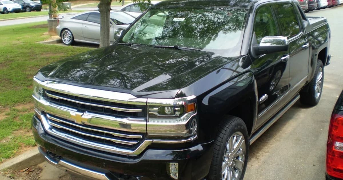 Chevrolet Silverado 1500 III (facelift 2016) Crew Cab Short Box (2016–2018)