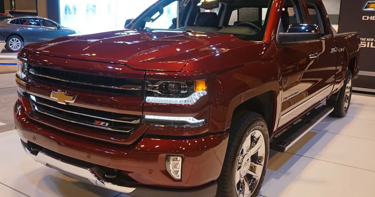 Chevrolet Silverado 1500 III (facelift 2016) Crew Cab Standard Box (2016–2018)