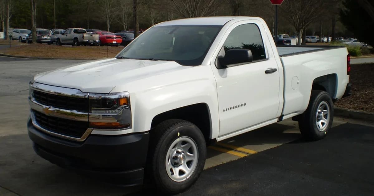 Chevrolet Silverado 1500 III (facelift 2016) Regular Cab Standard Box (2016–2018)