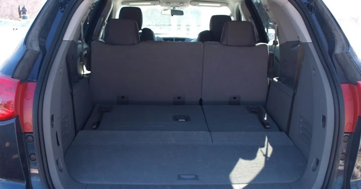 Chevrolet Traverse I (2009–2012)