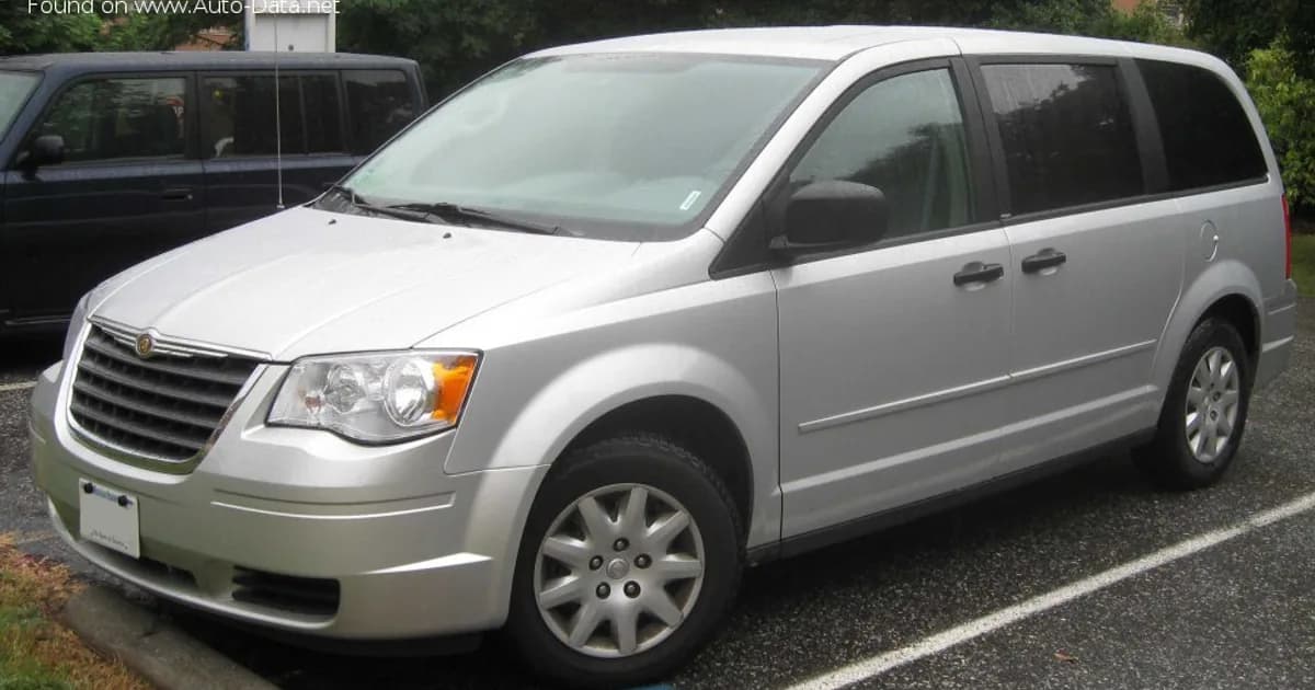 Chrysler Town & Country V (2008–2016)