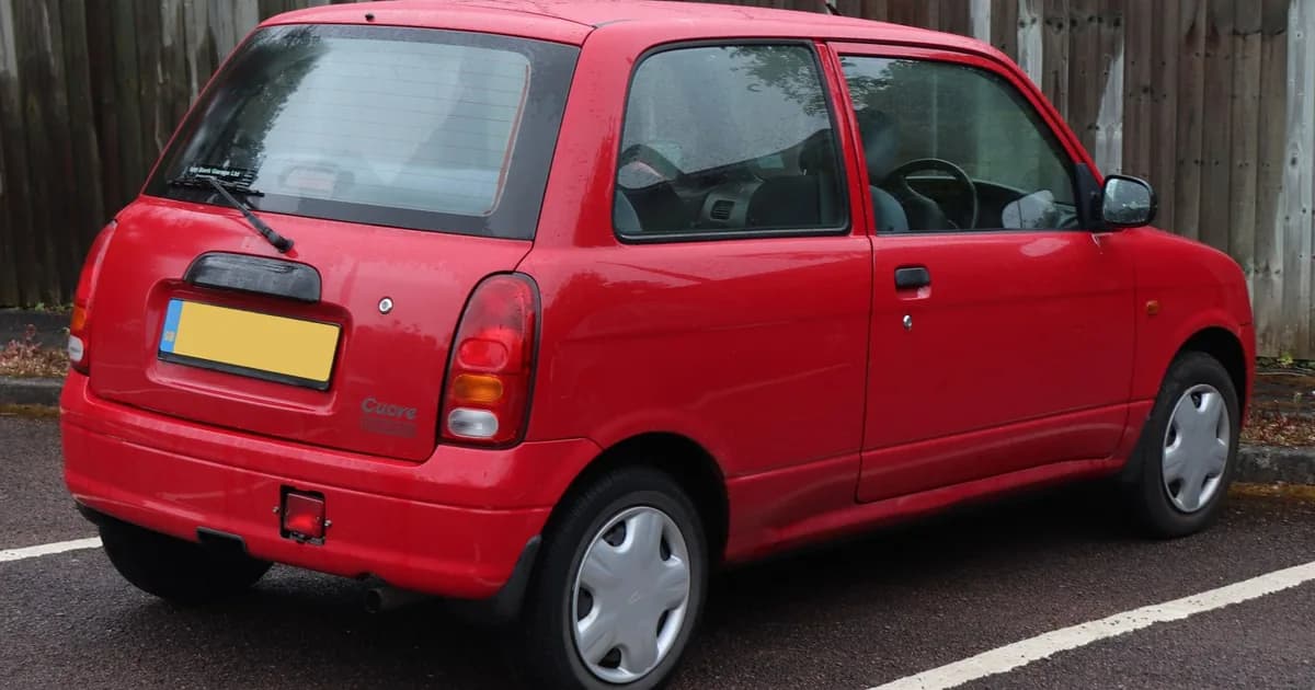 Daihatsu Cuore (L701) (1998–2003)