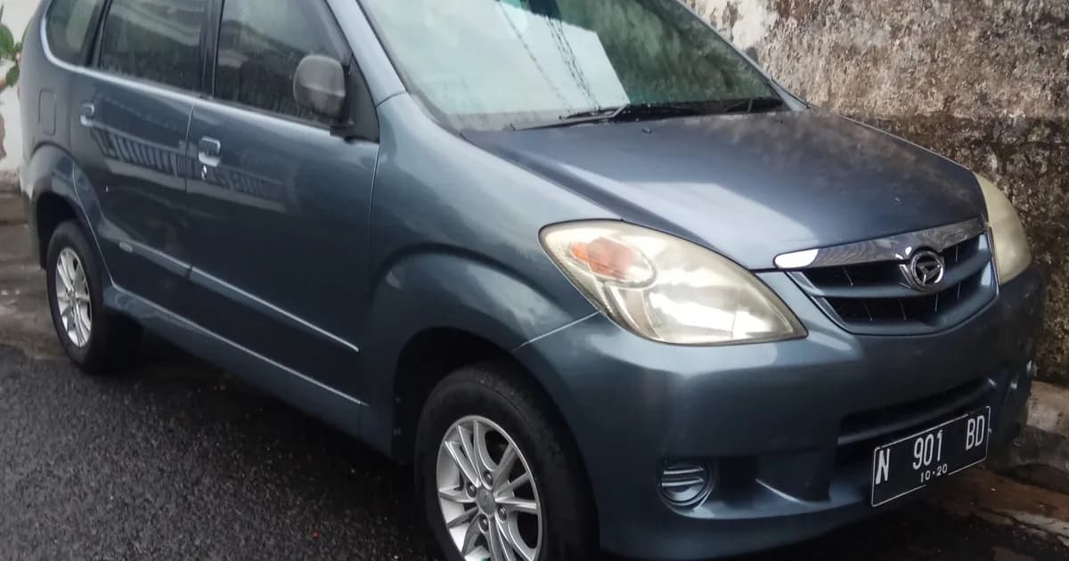 Daihatsu Xenia I (F600) (2003–2011)