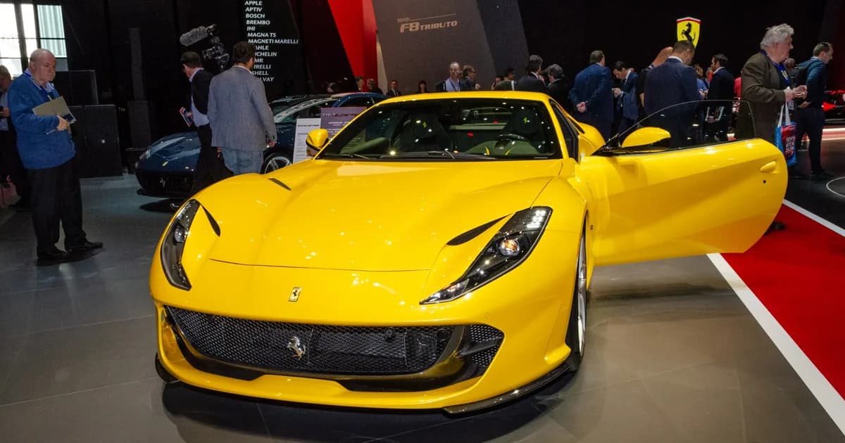 Ferrari 812 Superfast (2017–2024)