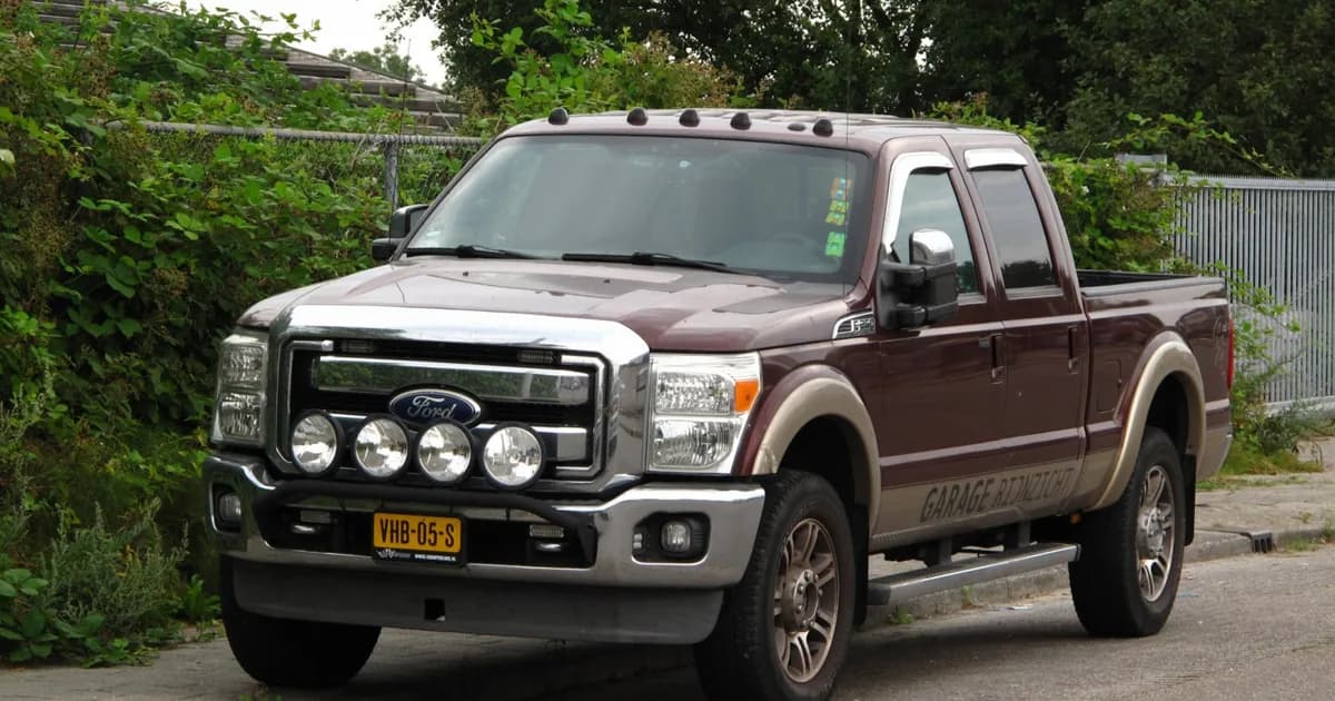 Ford F-250 Super Duty III Crew Cab Short box (2011–2016)