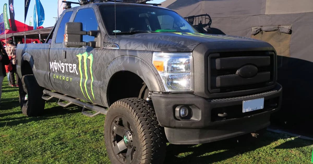 Ford F-250 Super Duty III Super Cab Long box (2011–2016)