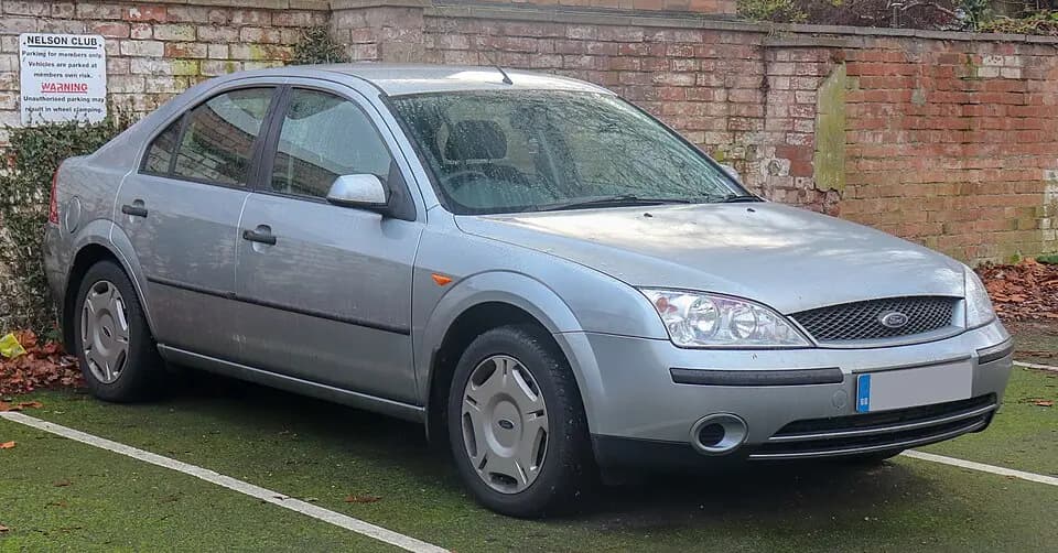 Ford Mondeo Facelift (2001–2007)