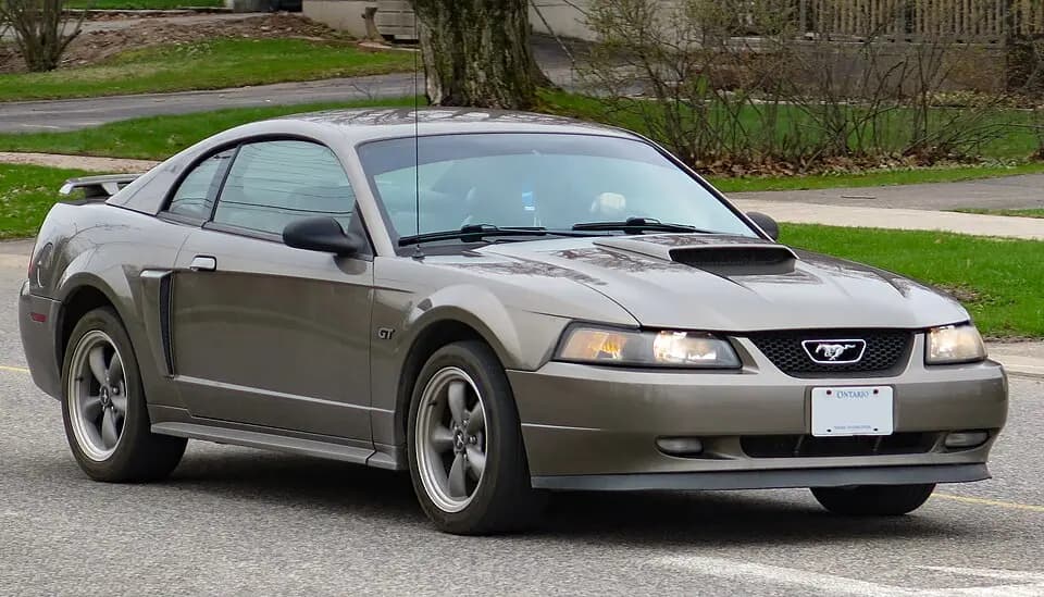 Ford Mustang Facelift (1995–2004)
