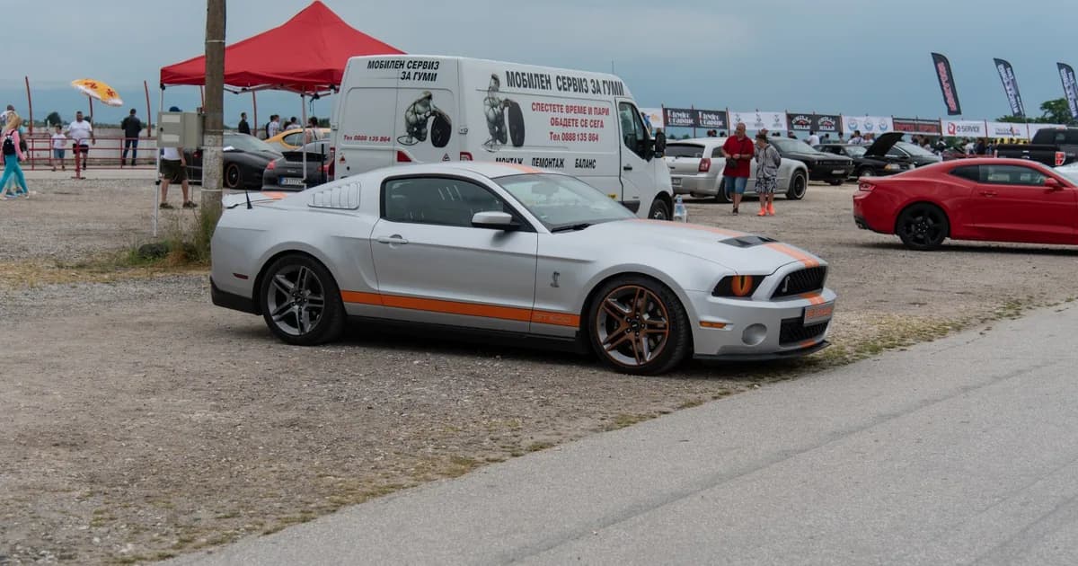Ford Shelby II (facelift 2010) (2010–2014)