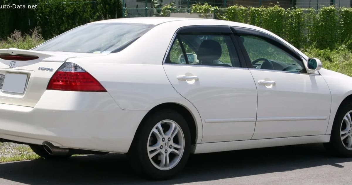 Honda Inspire IV (UC1, Facelift 2005) (2005–2007)