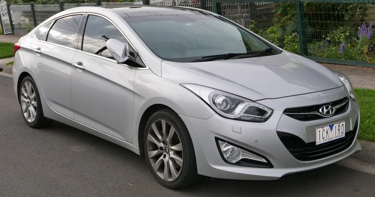 Hyundai i40 Sedan (2011–2015)