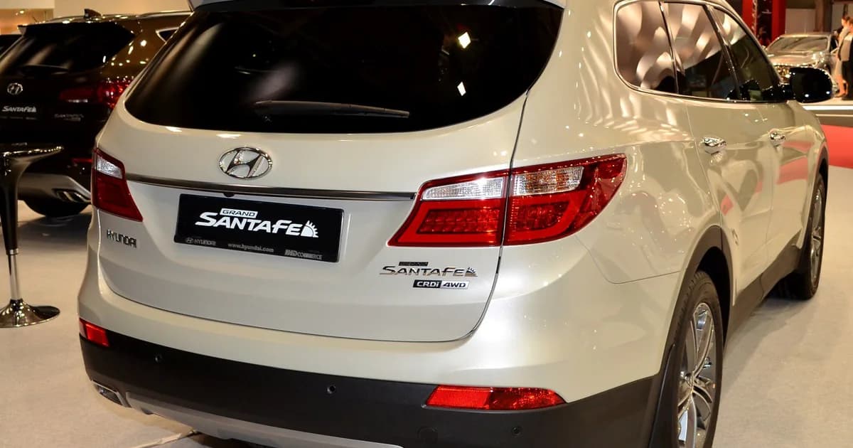 Hyundai Grand Santa Fe (NC) (2014–2016)