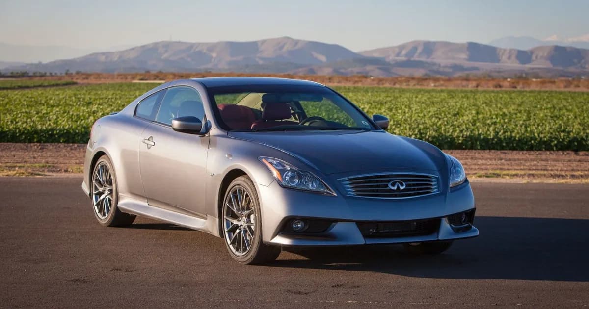 Infiniti Q60 I Coupe (2014–2016)