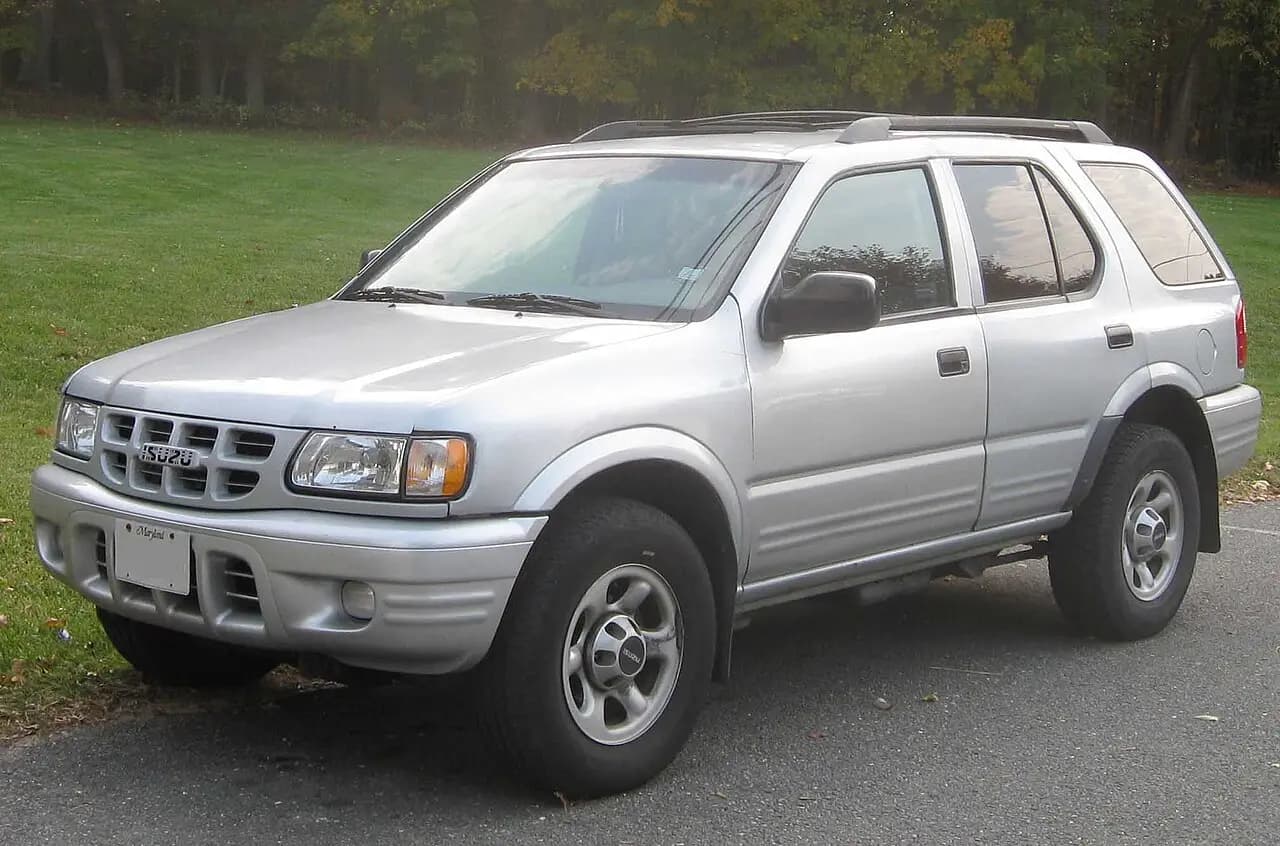 Isuzu MU-X Concept X (2018–2020)