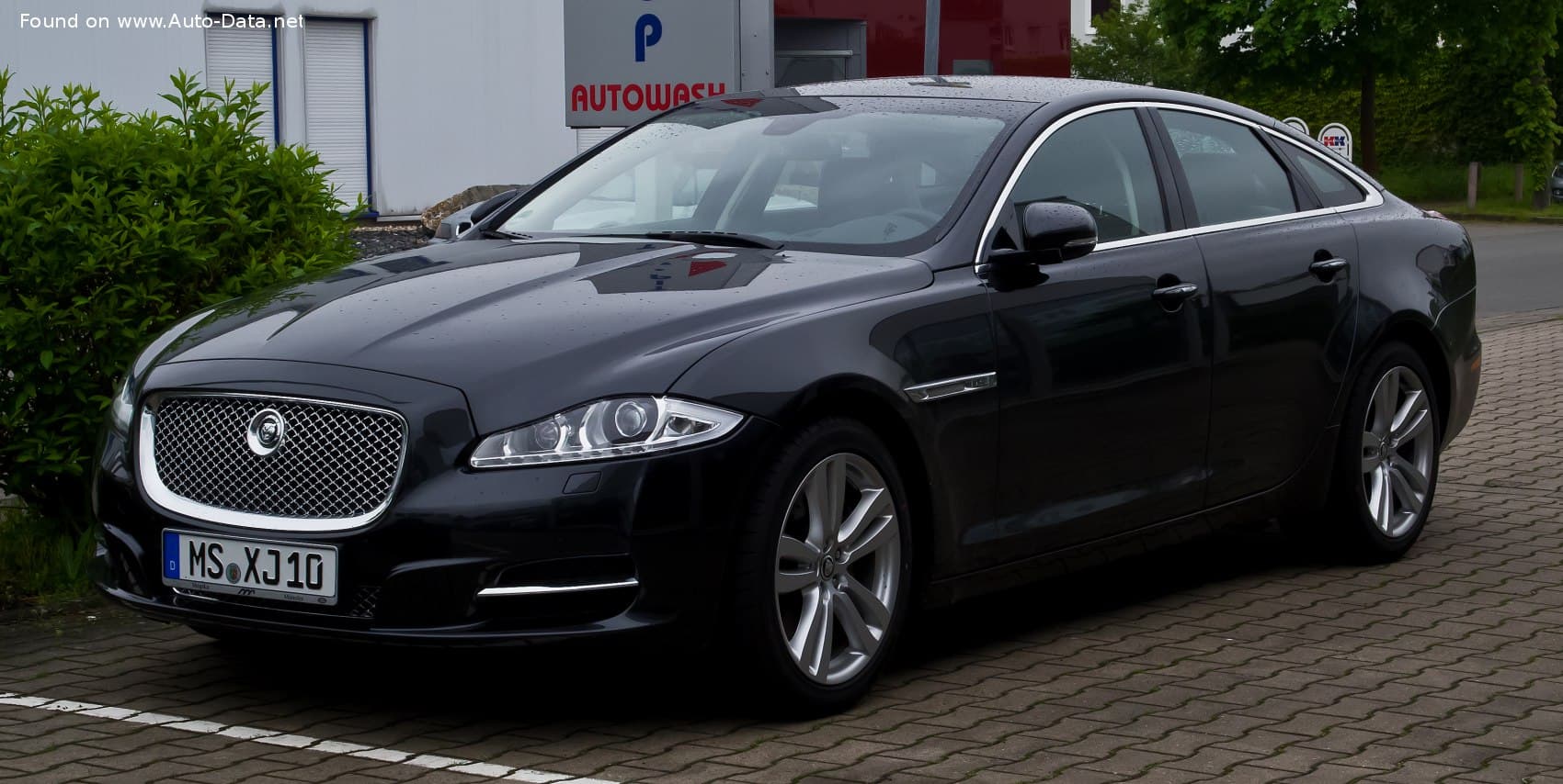 Jaguar XJ (X351) (2009–2015)