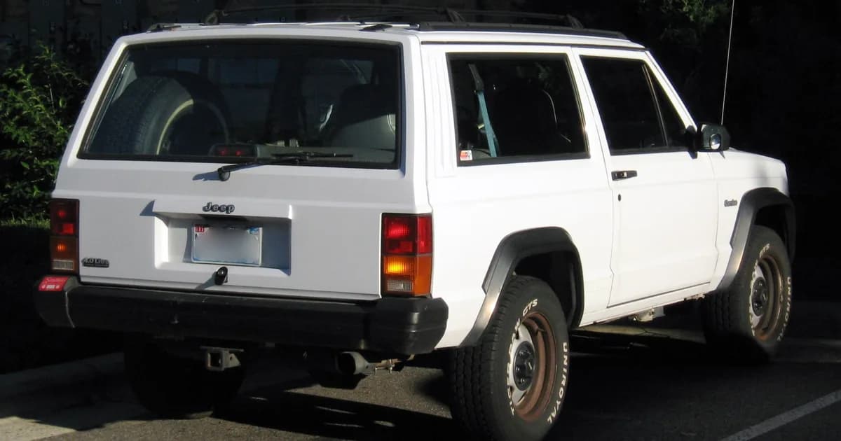 Jeep Cherokee II (XJ) (1995–2001)