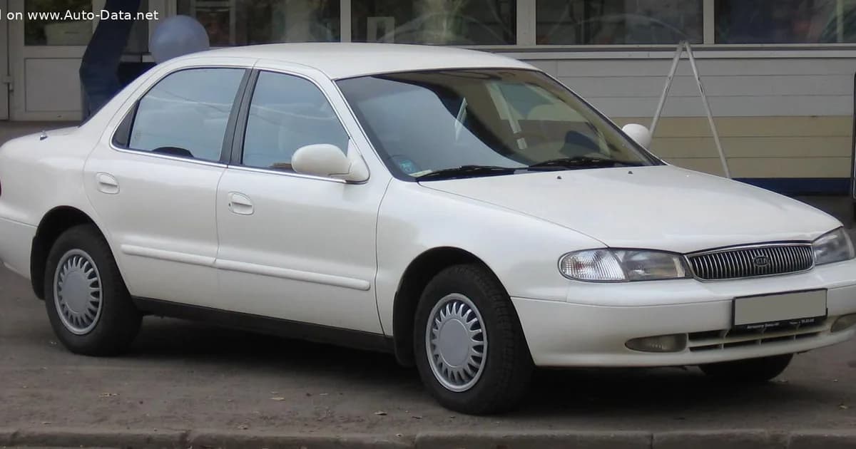 Kia Clarus (K9A) (1996–1998)