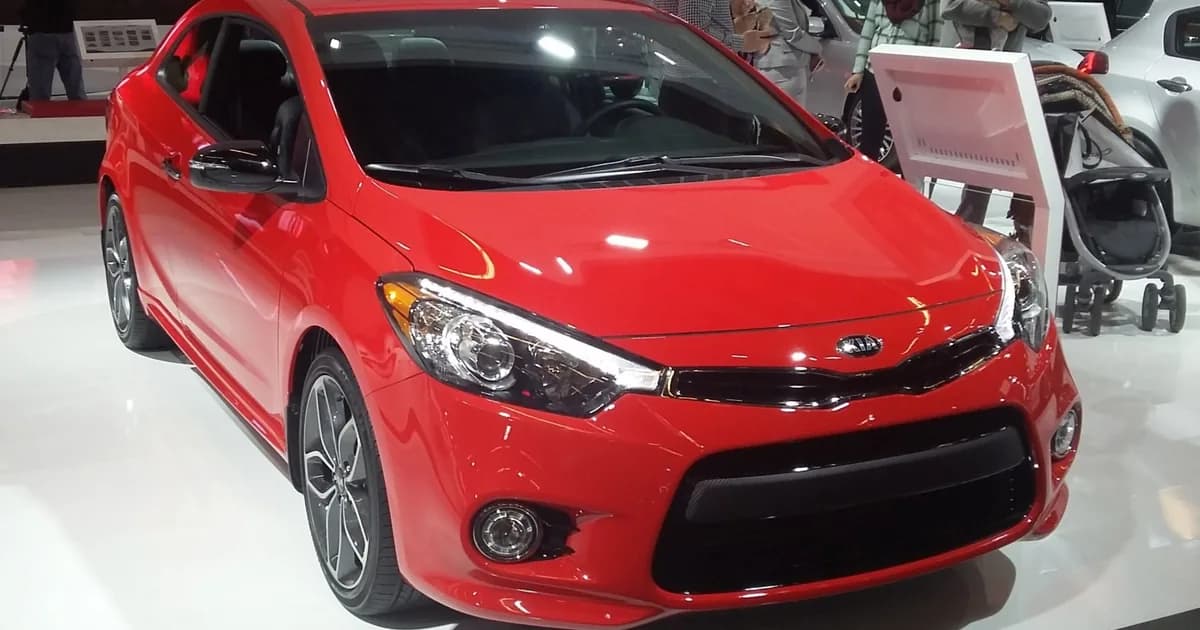 Kia Forte II Koup (2013–2016)