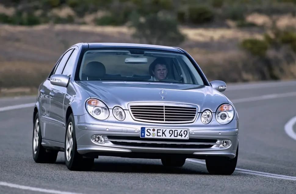 Mercedes-Benz Classe E W211 (2001–2006)