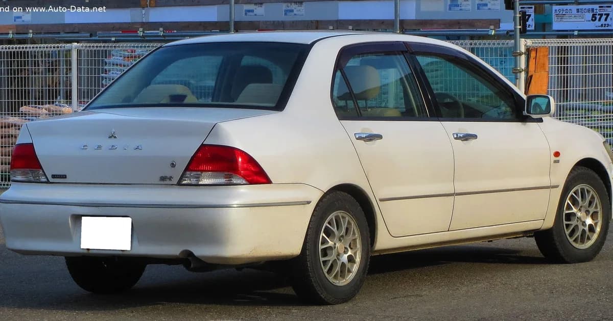 Mitsubishi Lancer Cedia (2000–2004)