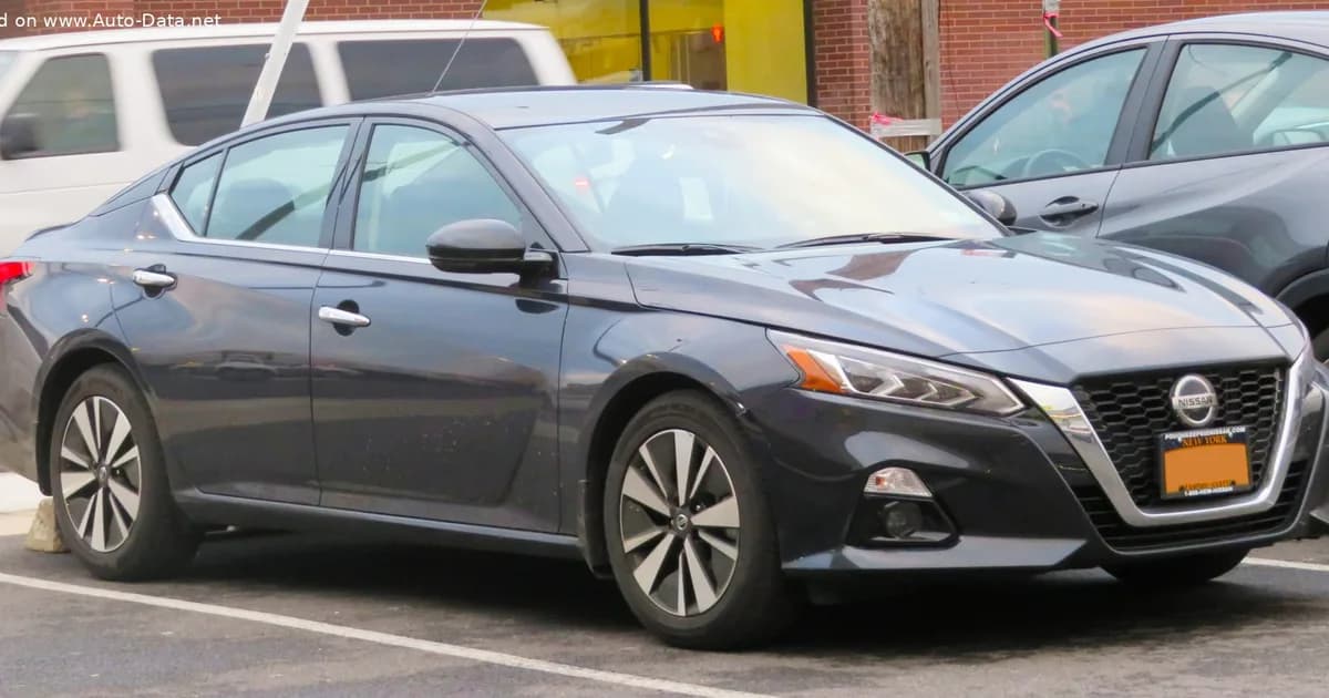 Nissan Altima VI (2018–2022)