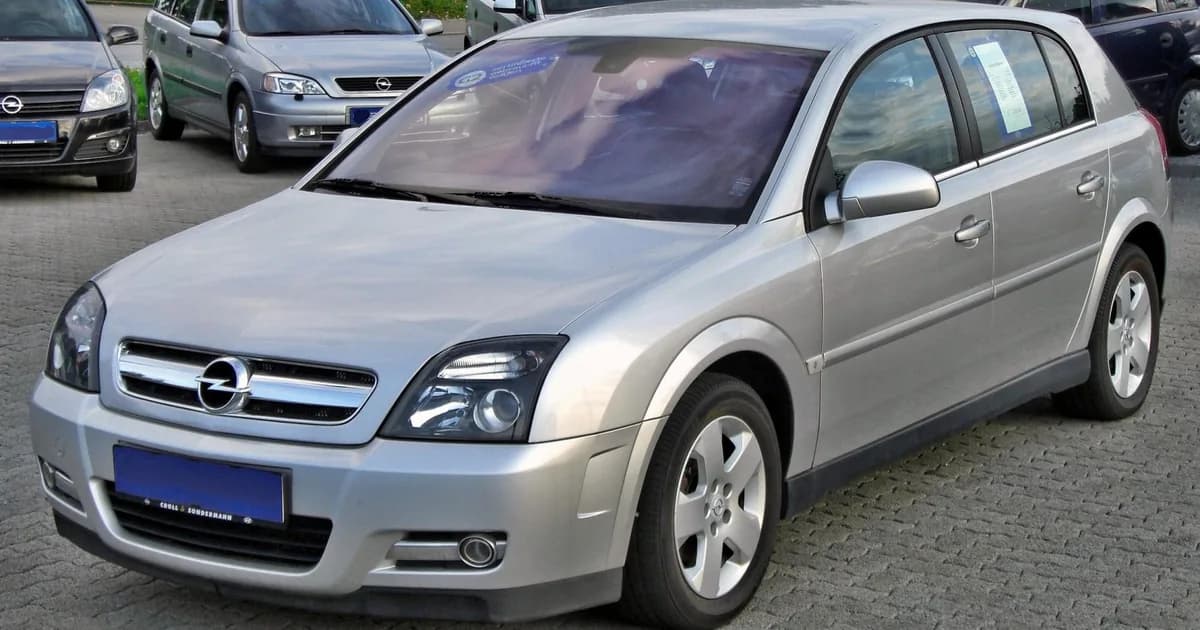 Opel Signum (2003–2005)