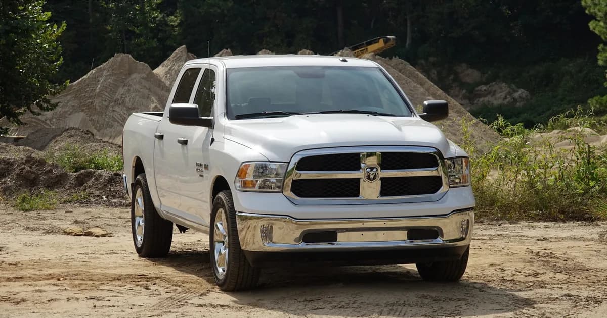 RAM 1500 Crew Cab Short (DS, facelift 2013) (2013–2018)