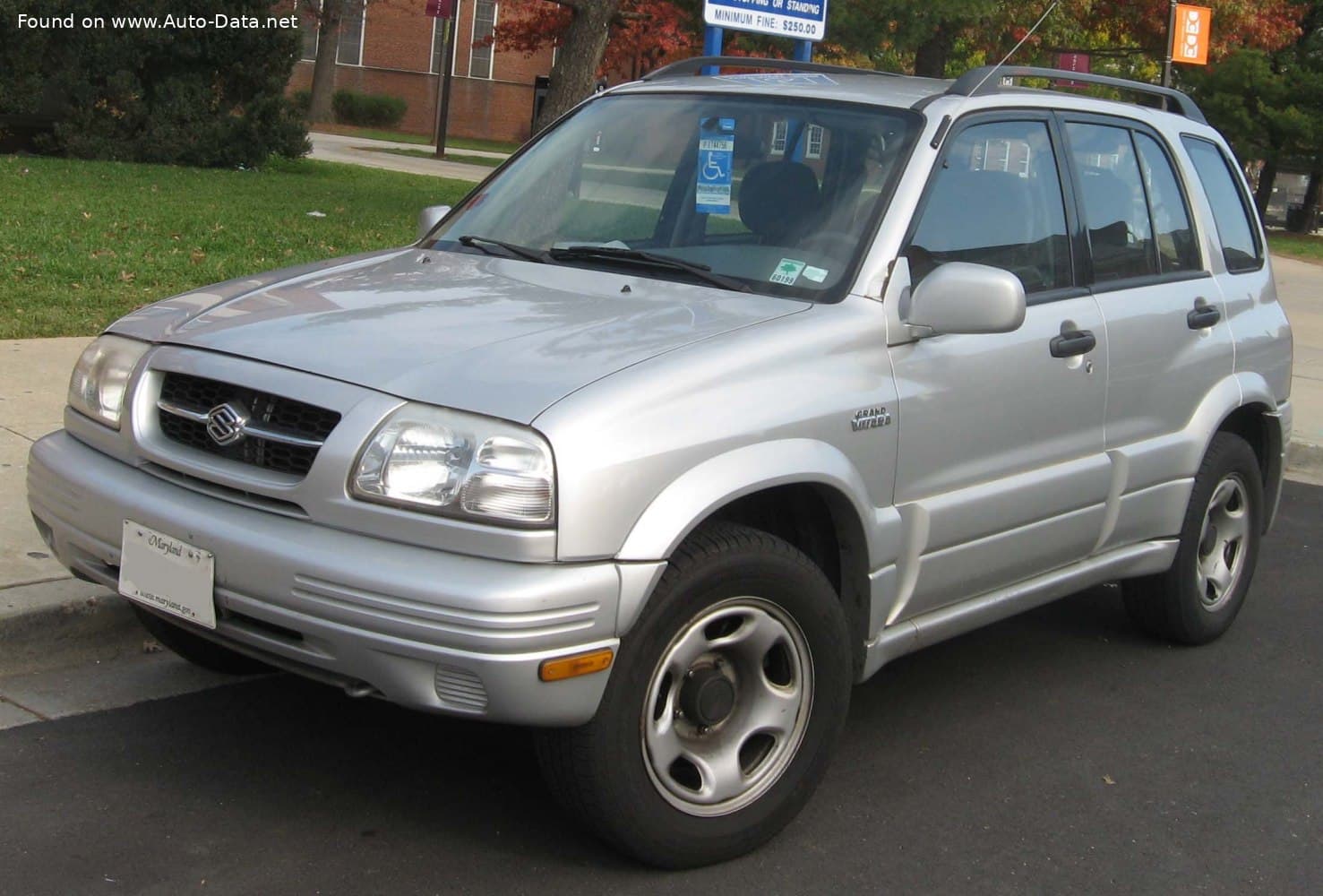 Suzuki Grand Vitara 1 (1997–2005)