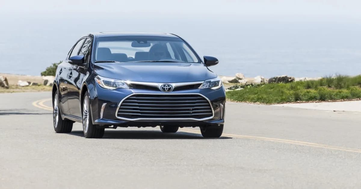 Toyota Avalon IV (Facelift 2015) (2015–2018)
