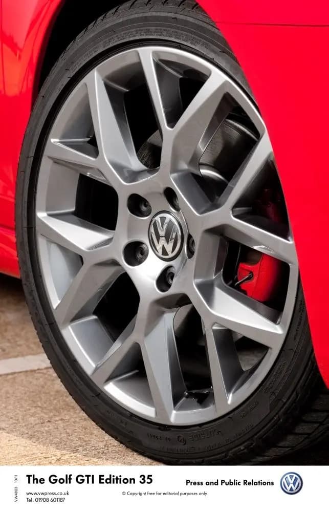 Volkswagen Golf Facelift (2008–2013)