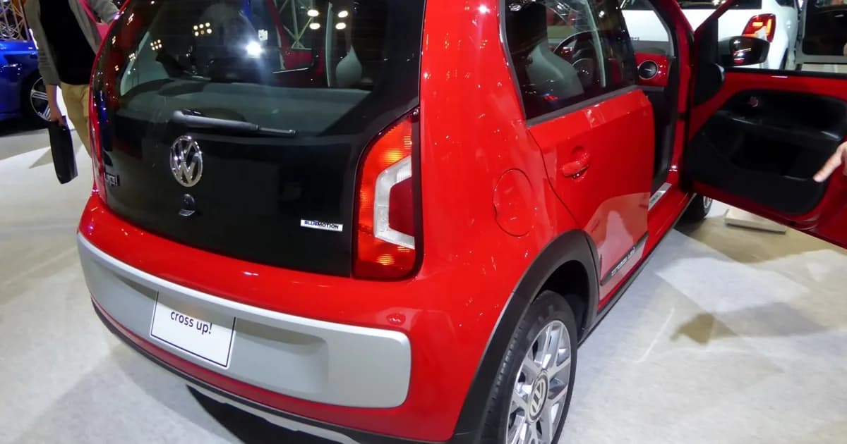 Volkswagen Cross Up! (2013–2016)