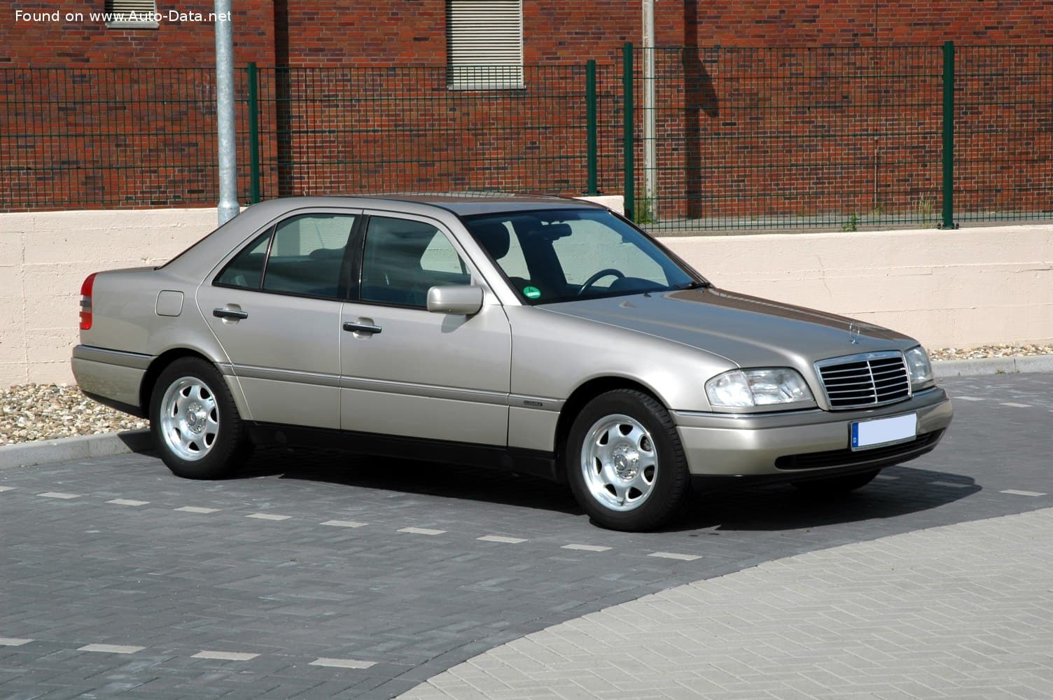 Mercedes-Benz Classe C W202 (1995–1997)