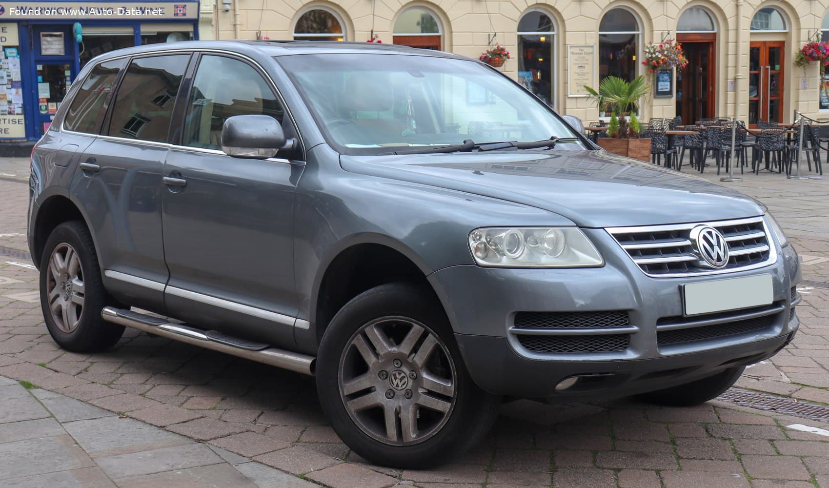 Volkswagen Touareg Phase 1 (2002–2006)