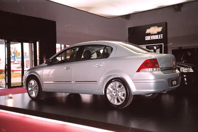 Chevrolet Vectra (GM2900)