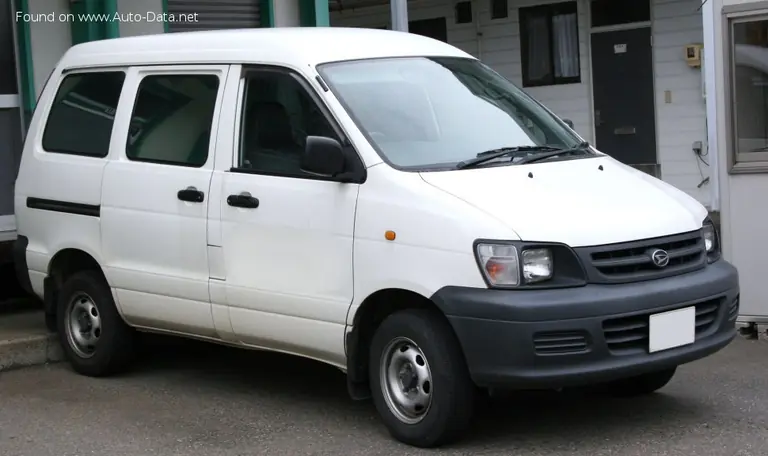 Daihatsu Delta Wagon