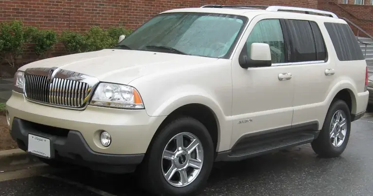 Lincoln Aviator I (2003-2005)