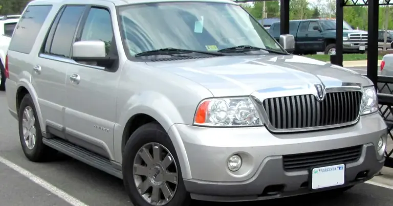 Lincoln Navigator II (2002-2006)