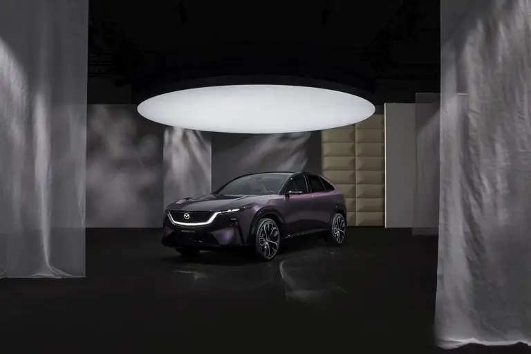 Mazda CX-6e