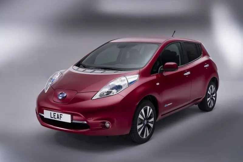 Nissan Leaf I (2010-2017)