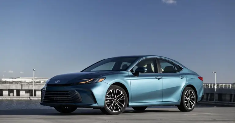 Toyota Camry IX (XV80) (2023-Heute)
